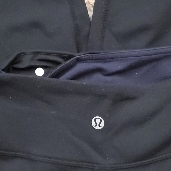 Lululemon crop - Picture 7 of 7